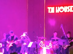 -TZ House音乐现场(来福士中心店)