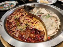 -沸炉重庆老火锅(军事博物馆店)