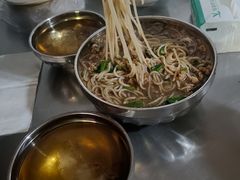 -正宗杨记普洱酸醋米线(总店)