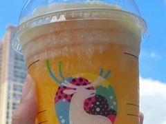 闪光橙橙瑞纳冰-瑞幸咖啡(1+1大厦店)