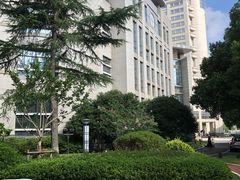 -中共上海市委党校 上海行政学院