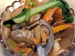 -涨巢·潮玩水疗局