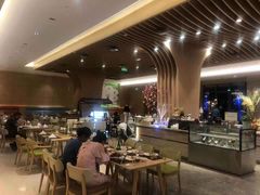 -苏州汇融广场假日酒店