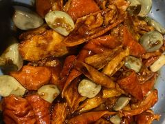 腊八蒜烧肥肠-小吊梨汤·北京菜·烤鸭(鸟巢店)