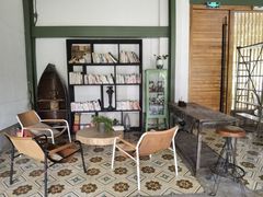 -喜洲吧·江畔老船厂·庭院餐厅(喜临院店)