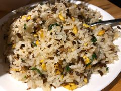 特色臊子蛋炒饭-嘉州叶婆婆钵钵鸡(建设路店)