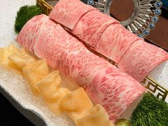 -云顶江边餐厅