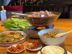 -帅巴人舅母子腊蹄民俗村