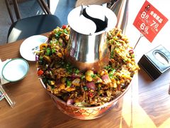 -炉小二铜锅牛蛙•川湘菜(三里屯店)