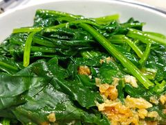 蒜蓉蒸菠菜-餐与自然(老商埠店)