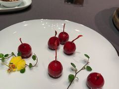 樱桃红酒鹅肝-新荣记(南京西路店)
