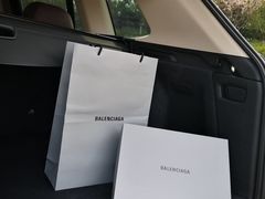 -BALENCIAGA(德基广场店)