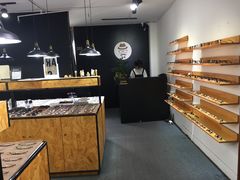 -罗伯特眼镜·蔡司官方授权(罗湖国贸店)