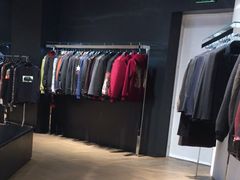 -GIVENCHY(佛罗伦萨小镇奥莱店)