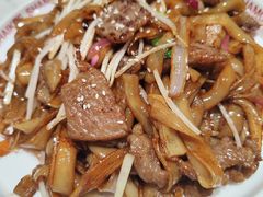 乾炒牛河-深仔记茶餐厅(亚士厘道店)