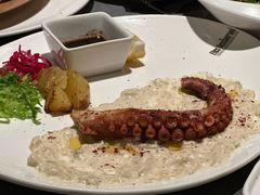炭烤章鱼腿-Efes Turkish & Mediterranean Cuisine 艾菲斯餐厅(陆家嘴店)