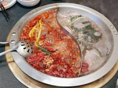 -沸炉重庆老火锅(军事博物馆店)