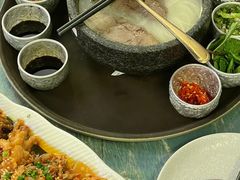 -浩海火燒雲傣家菜(芮欧百货店)