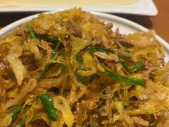 酸菜炒粉-老昌春饼(中央大街店)
