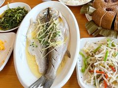 -品鲜村农家菜·阳澄湖大闸蟹(总店)