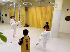 -勇气斑马·巴西柔术&跆拳道(浦东三林店)