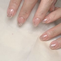 -天生爱美甲