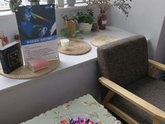 -视野联行眼镜•蔡司•依视路(温江店)