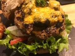 -HIGH FIVE哈福手工汉堡(桂林路店)