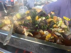-后街佬·炭火鲜鱼杂(南城店)