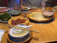 -洱火云南酸菜牛肉火锅(石景山当代商城店)