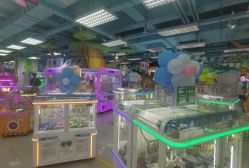 -莫莉幻想儿童乐园(北京昌发展万科店)