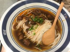-霸蛮湖南菜·牛肉粉(荣京西街店)