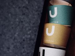 -HUG·拥抱咖啡(郑州宝龙广场店)