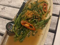 -卷心菜和避孕套餐厅(Pattaya)