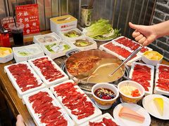 -来龍儿鲜切牛肉自助老火锅