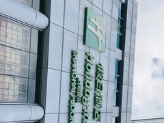 -上海浦东假日酒店