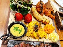 -Mark&Mars Restaurant