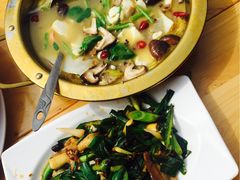 -老鼎万春卤菜(鹭湖宫8区店)