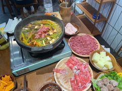 -黔有有贵州酸汤夺夺粉火锅(五味十字店)