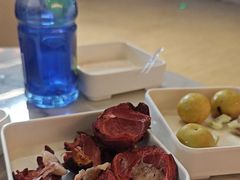 -涨巢·潮玩水疗局