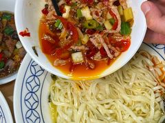 -李与白包子铺(桐梓林店)
