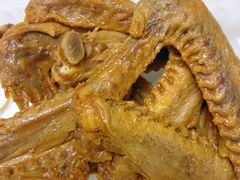 -周黑鸭(郑州中原区华山路中原万达沃尔玛店)