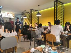 大堂-食爺炭炉鸡煲·烧烤