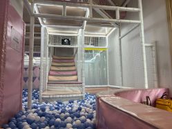 -奈尔宝·儿童乐园·亲子餐厅(华采天地店)