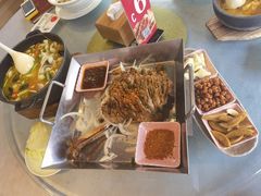 色稷招牌烤羊腿-铁道茶苑.色稷餐厅(莲花南路店)
