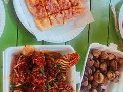 -滨海尚泰美食广场