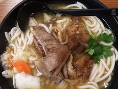 -鑫花溪牛肉米粉(凤凰街创始总店)