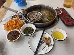 -田村·酸汤鲜牦牛肉火锅(布达拉宫广场店)