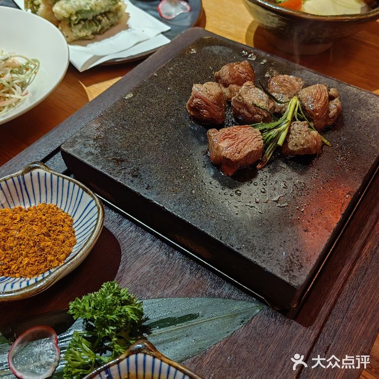 长沙赞赞的日料店