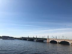 -阿芙乐尔号巡洋舰